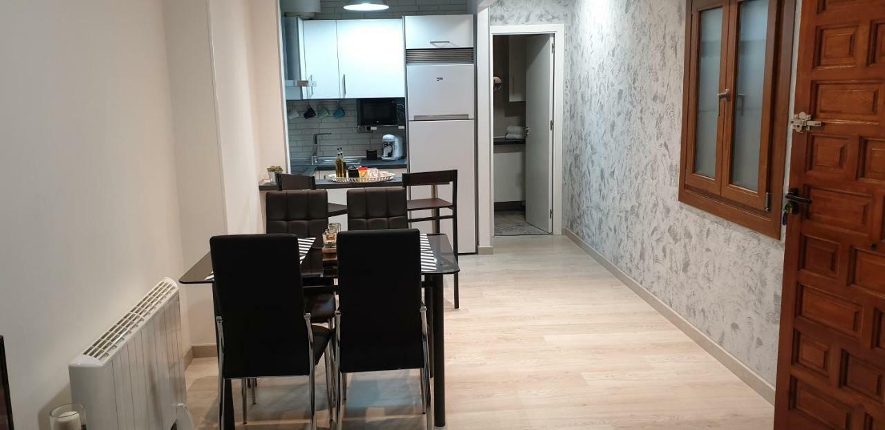 San Justo Apartment *